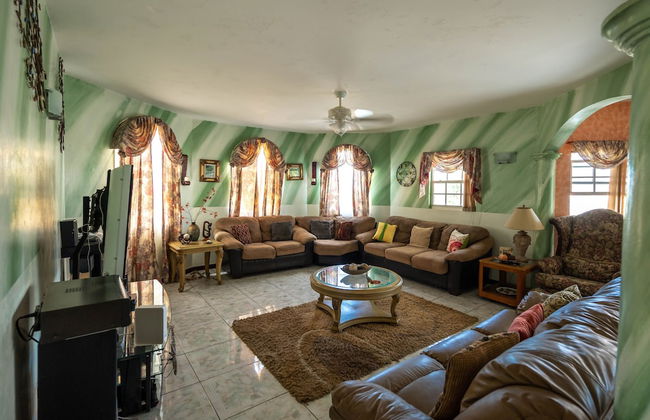 Leela's Manor - Foto 25