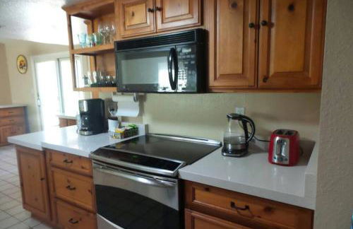 Water Front Sweet Home - Photo 31