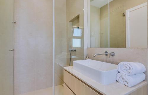 Casa Barakat with Pool and BBQ in Vale do Lobo - Foto 24