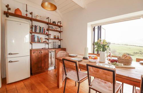 Roughtor Barn - Photo 13