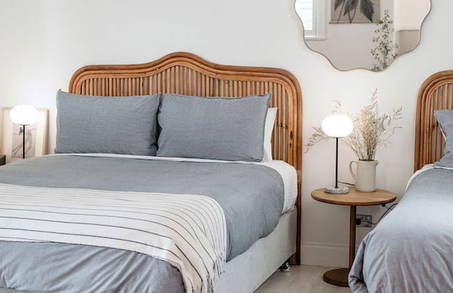 Beach Huts Middleton - Photo 19