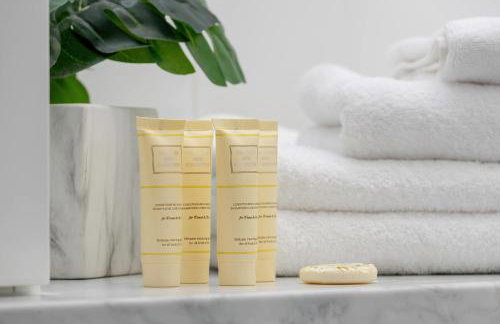 Unique One Bedroom Apartment with Balcony in Rzeszów by Noclegi Renters - Foto 20