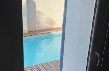 Villa Jardin piscine proche Centre-ville 10 mn des plages - Foto 2