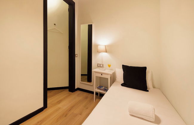 Habitat Apartments Alaia - Photo 26