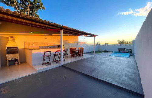 Casa com piscina e garagem privativa - Foto 13