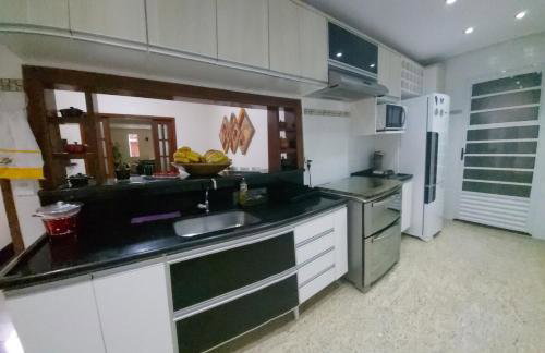 Casa na Praia Ponta da Fruta, 4 quartos com ar condicionado, piscina, Sauna e hidromassagem - Photo 17