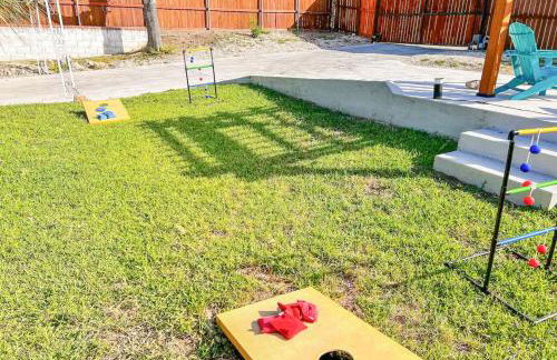 Huge House Fun Central 4BD 3BA with POOL - Foto 7