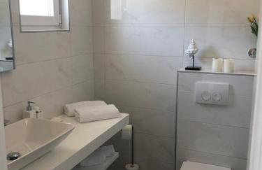 EllaVis Apartments - Photo 67