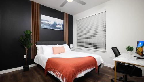 Cozy 2BR w Pool Gym Near Rvrwalk Dome Conv Ctr - Foto 3