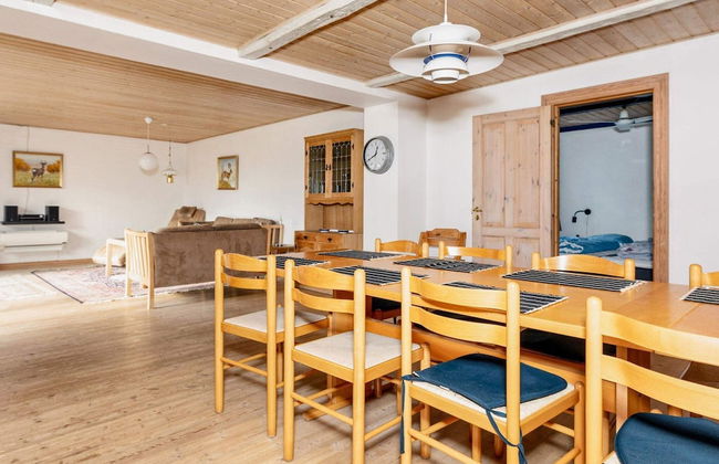 9 Person Holiday Home in Thyholm - Foto 17