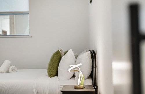 City View 1BR I Gym I Free Parking I Workspace - Foto 13