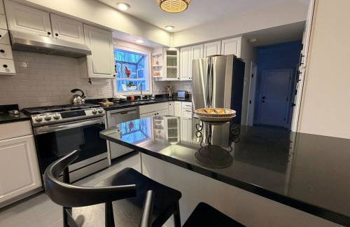 4BR Family Retreat Near Annapolis w Large Yard - Foto 17