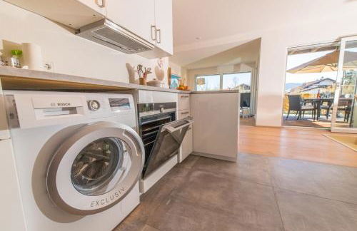 Helle Wohnung mit Bergblick & eigener Terrasse - Foto 10