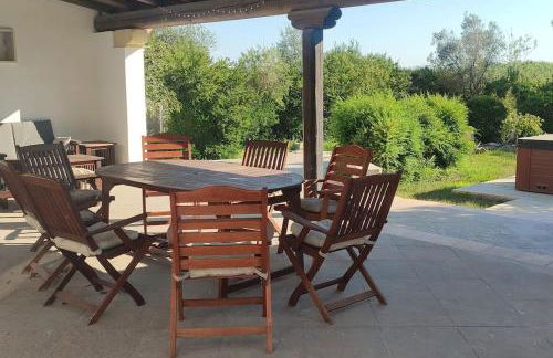 Seaside Villa with Hot Tub, 5mins walk from the sea - Foto 21