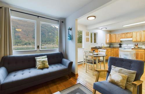 Ocean & Mountain View Home, near Downtown Juneau - Foto 53