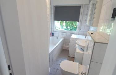 Paula - für Monteure, Familien und Durchreisende 3 Zimmer 5 Betten - Foto 10