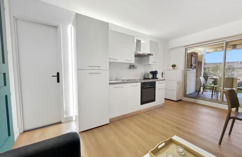 Appart avec terrasse, piscine, tennis et pétanque - Foto 8