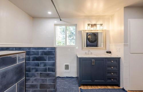 Secluded Lake Cottage with Hot Tub - Foto 16