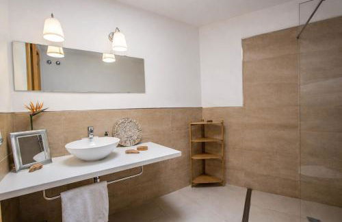 Catalunya Casas Modern Magnificence , only a few km to the beach! - Foto 13