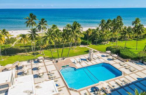 Tropical Retreat with Beach Resort Amenities - Foto 9