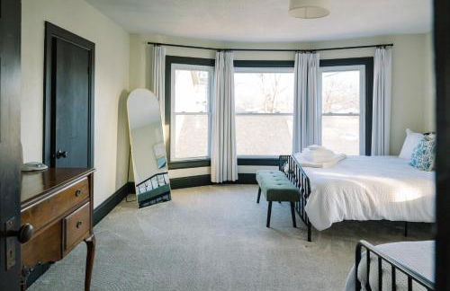 The Manor At East Village - Photo 21