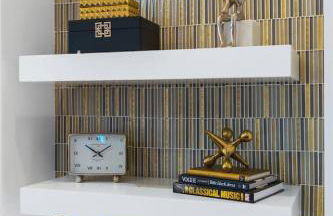 Vibrant Neon Condo Near Restaurants, Coffee and Bars - Foto 34