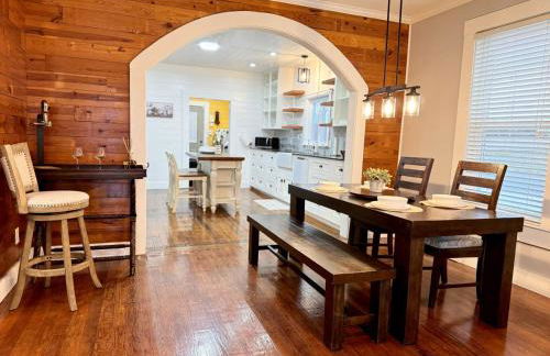 The River City Haven- Cozy, Spacious Home Near Downtown - Foto 27