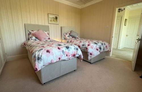 Spacious bungalow with large private garden - Foto 5