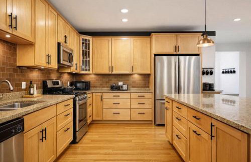 Cozy Wicker Park Home with Movie Room - Foto 6