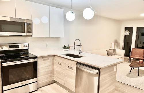 Modern 2 Bed Furnished Apartment in Quincy - Foto 22