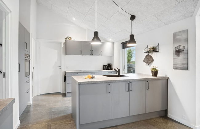 "Clare" - 100m from the sea - Foto 23