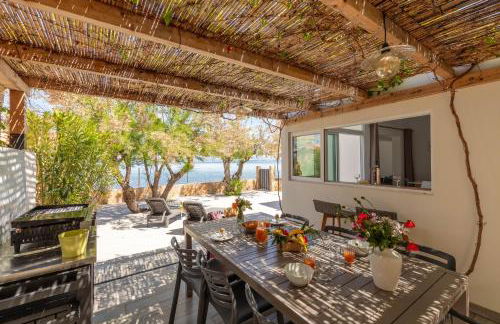 Mon Rêve, charmant cabanon les pieds dans l'eau à la Madrague, confortable et lumineux - Foto 21