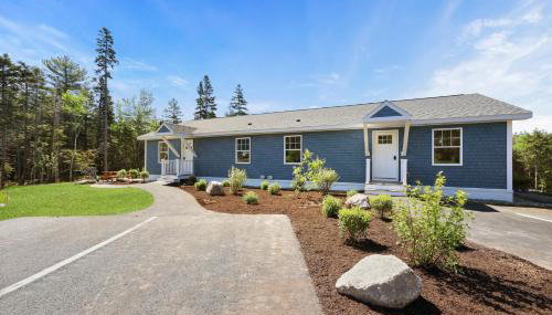 Apple Blossom Cottage - Cozy Romantic Escape - Photo 4