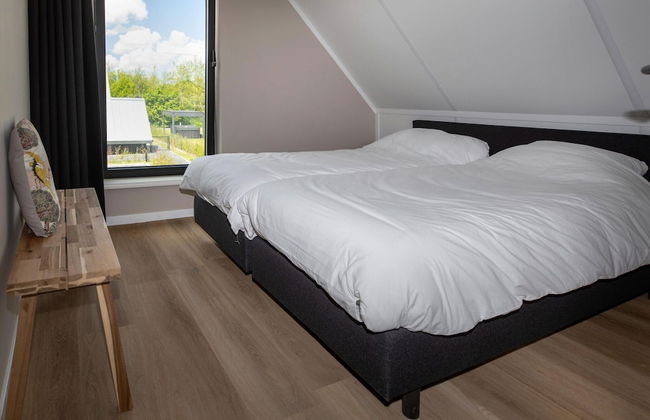 Beautiful Villa on the Water in Friesland - Foto 3