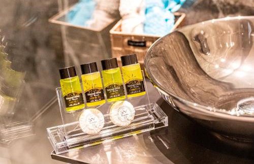 Moon Boutique Hotel - Ultra Luxury Suites with Pool, Perfect for Fun and Relaxation By Villa Mana Gers - Photo 57