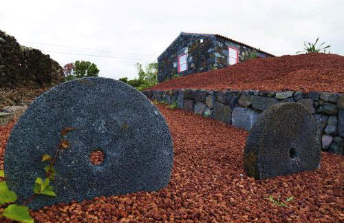 Aldeia Dos Caldeirões - Photo 36