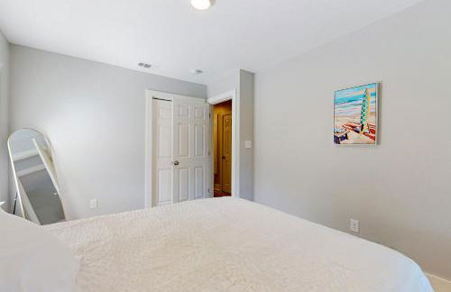 Downtown Duplex with Fire Pit 1 Mi to Waterfront - Foto 17