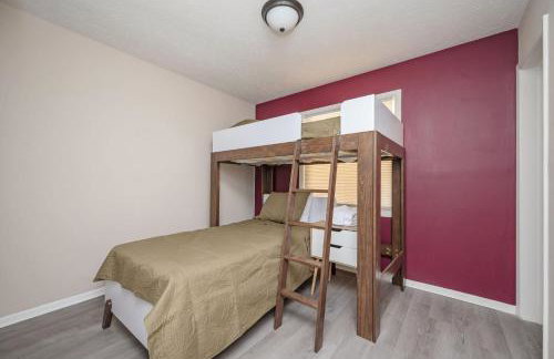 Family & Dog Friendly 4BD-3BA in Stone Mountain - Foto 24