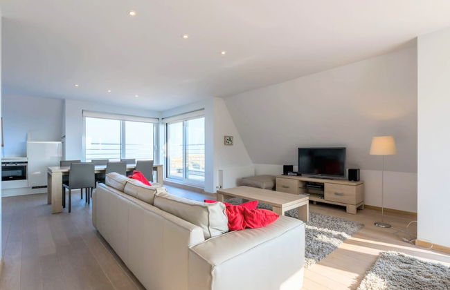 Apartment in Koksijde With Sea View - Photo 18