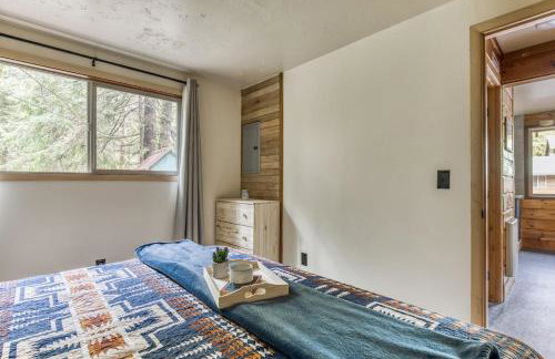 Thompson Cabin - Charming Salmon Riverfront A-Frame Oasis w/ fireplace - Foto 44