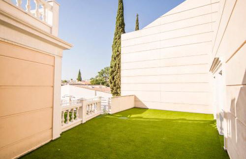 Apartamentos Plaza de Santiago - Estudios Turisticos - 1 LLAVE - Foto 26