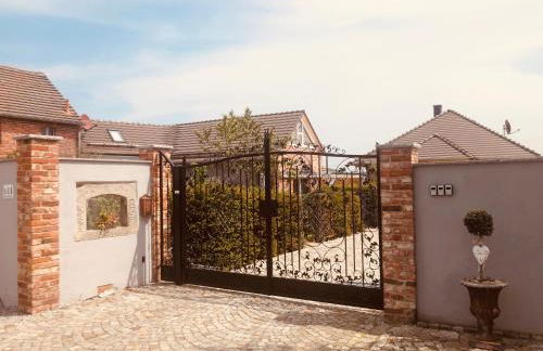 Alte Schmiede mit Sauna, Pool und Whirpool im Außenbereich schönstes Ferienhaus der Lausitz - Foto 4