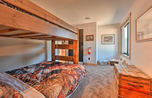 Massive Hatfield Loon Lodge with Roller Rink - Foto 23