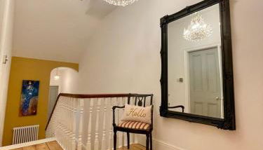 Tranquil Victorian Villa with Hot Tub & Sauna - Foto 3