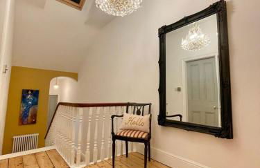 Tranquil Victorian Villa with Hot Tub & Sauna - Foto 3