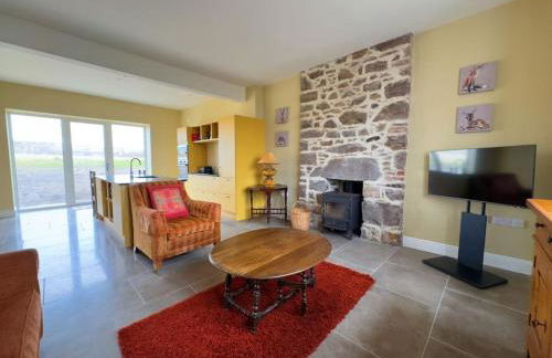 4 Bedroom Cottage New 2024 - Foto 9