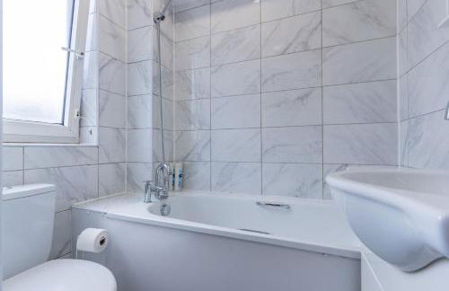 Bright 1 Bed Flat near London Bridge - Photo 12