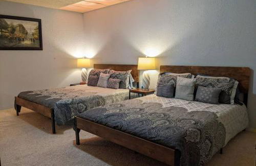 Corner Lake Getaway - Photo 16