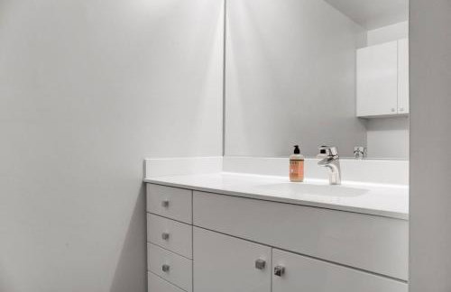 Downtown 1BR w Luxury Amenities Rooftop Views BOS-503 - Foto 11