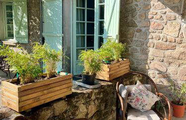 Cottage et jardin au calme pour soirées estivales - Foto 1